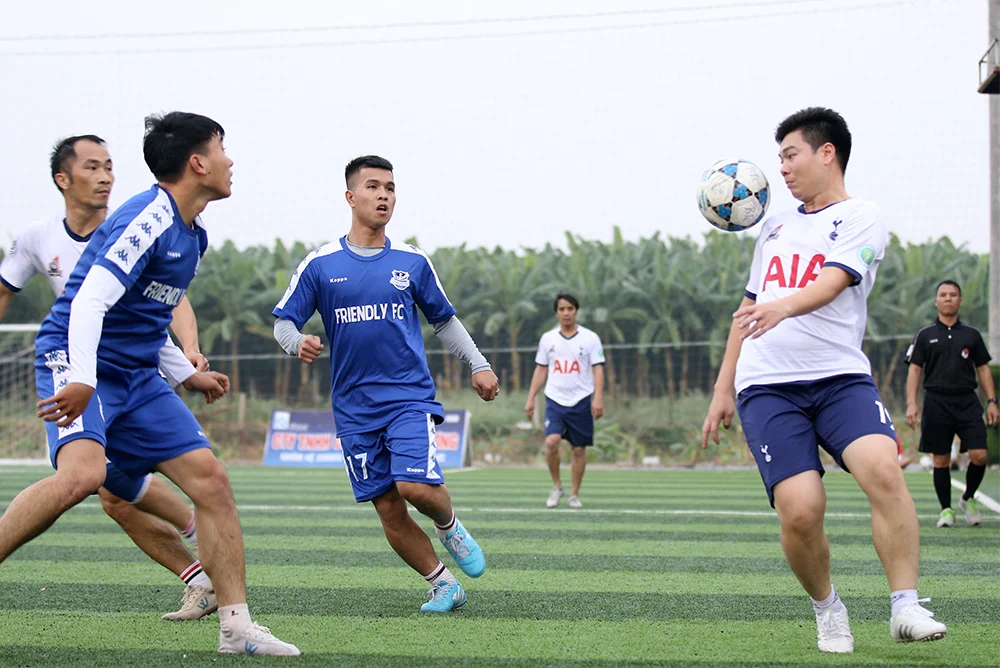 Luật Bóng Đá 9 Người Về Đội Hình Và Cầu Thủ